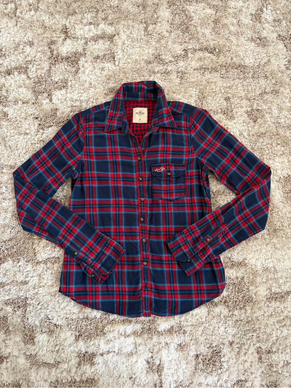 Hollister Women’s Navy & Red Plaid Flannel Shirt